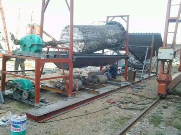 工作中（zhōng）