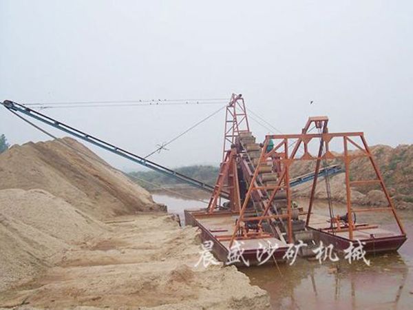 挖沙（shā）船（chuán）2.jpg