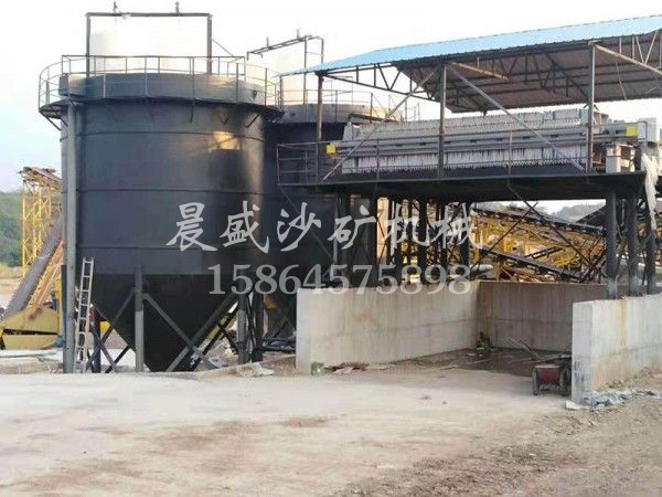 板框（kuàng）壓濾（lǜ）機3.jpg